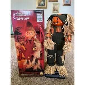 Vtg Gemmy Halloween Factory Animated Scarecrow 17.5" Tall Talks Moves 1994